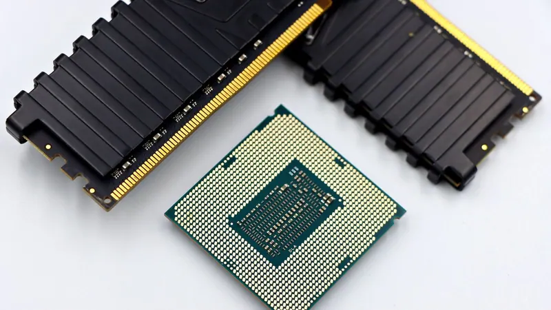 Процессор Intel Core i5 на материнской плате
